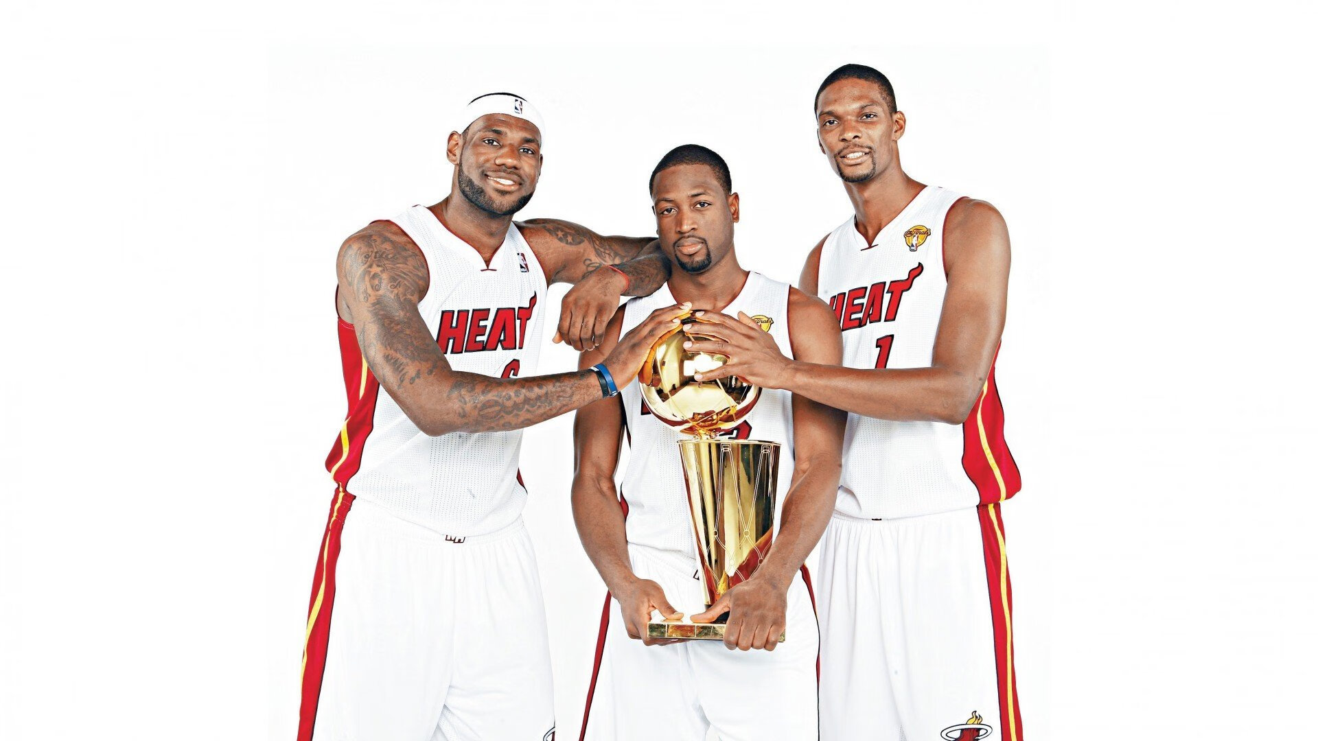 世界自由搏击争霸赛中国勇士登顶